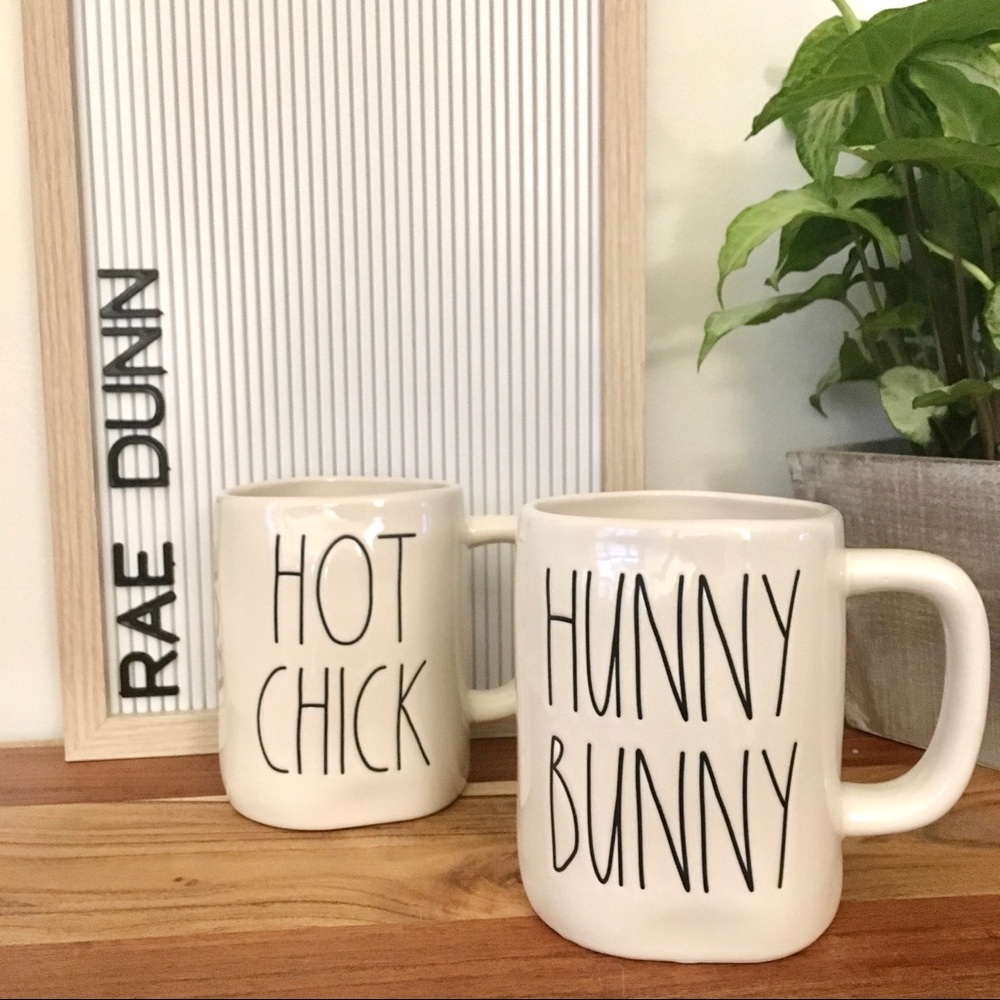 Rae Dunn mug set